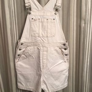 Gap overall shorts
